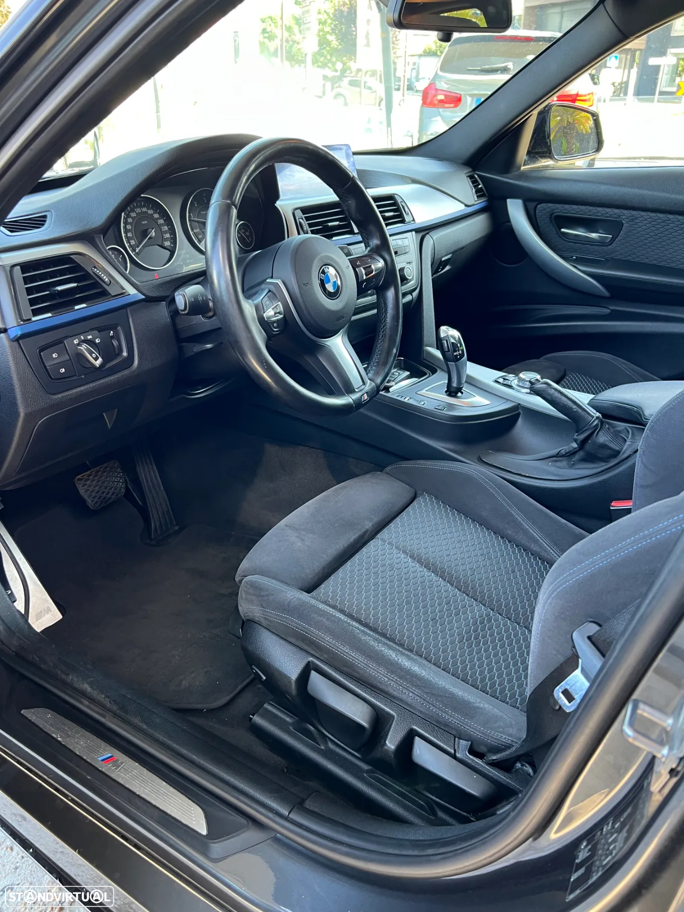 BMW 320 d Auto Pack M - 6
