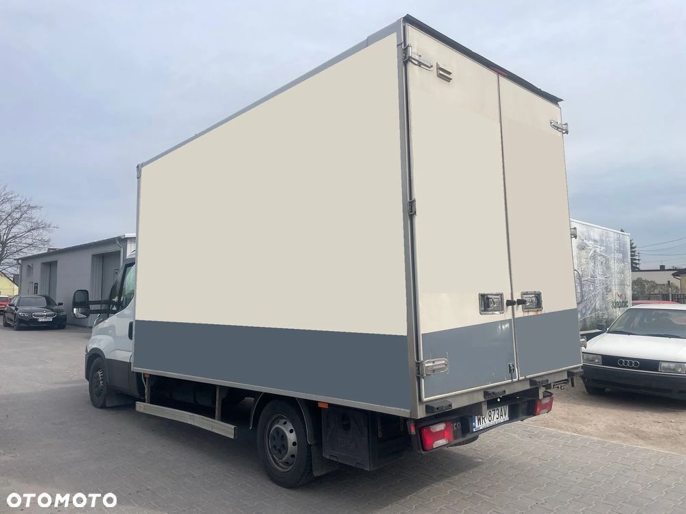 Iveco 35-180, KONTENER PODUSZKI 35S18 - 4