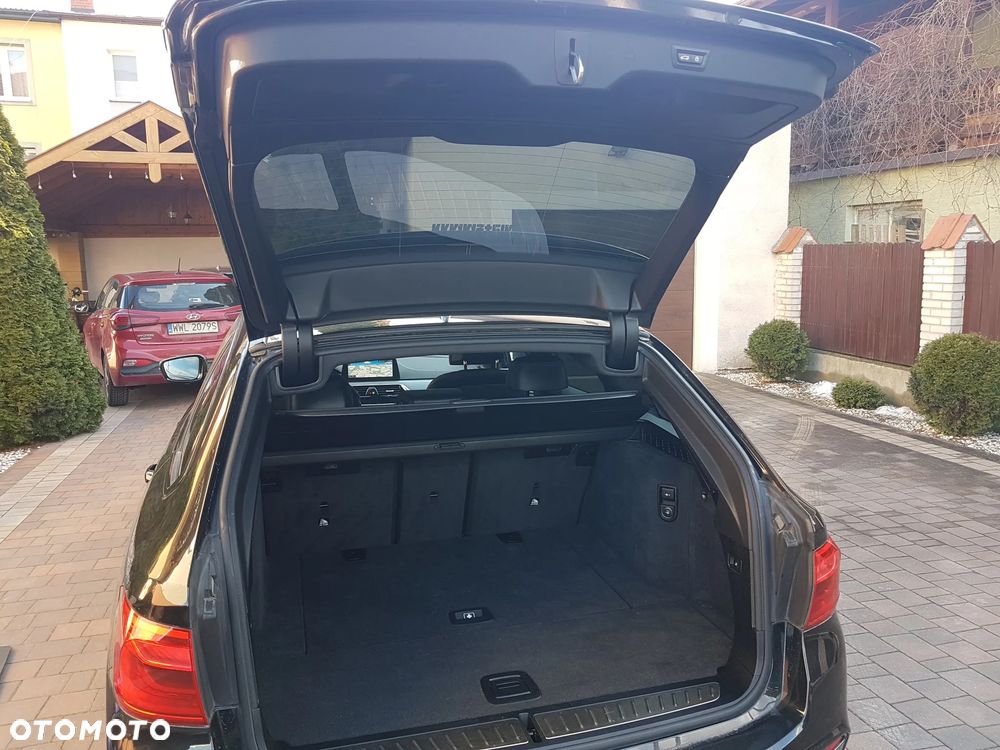 BMW Seria 5 520d M Sport sport - 22