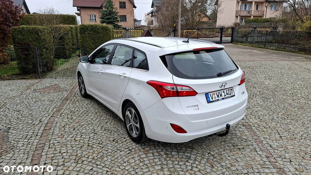 Hyundai i30 1.4 BlueDrive Comfort - 12
