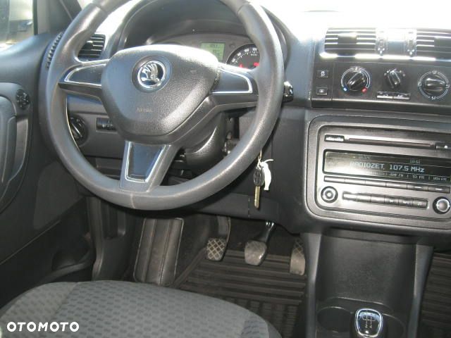 Skoda Fabia 1.4 16V Ambition - 18