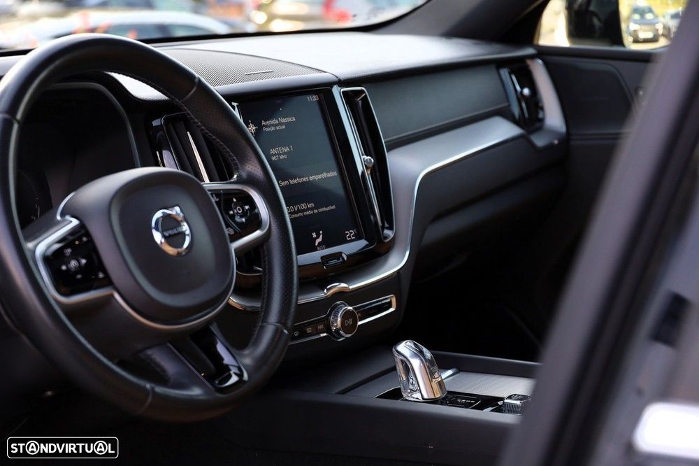 Volvo XC 60 2.0 T8 PHEV Inscription AWD - 13