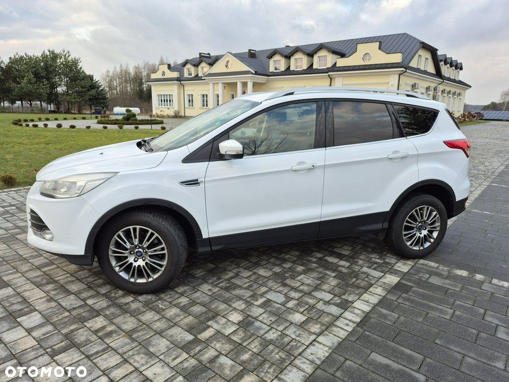 Ford Kuga - 2