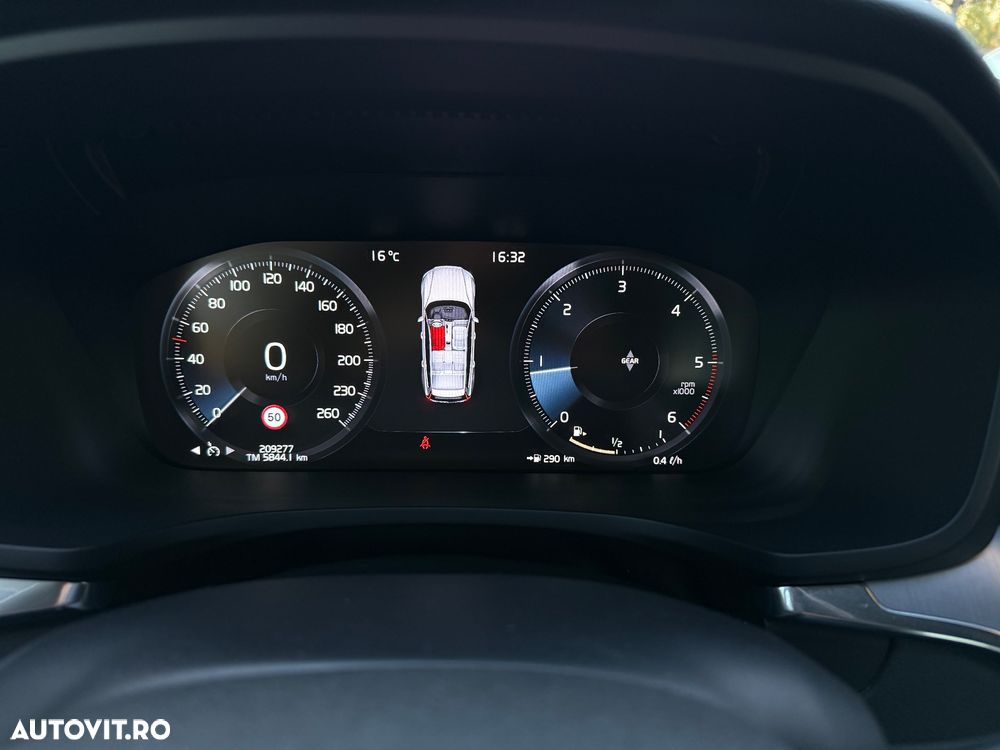 Volvo V60 D3 Momentum Pro - 10