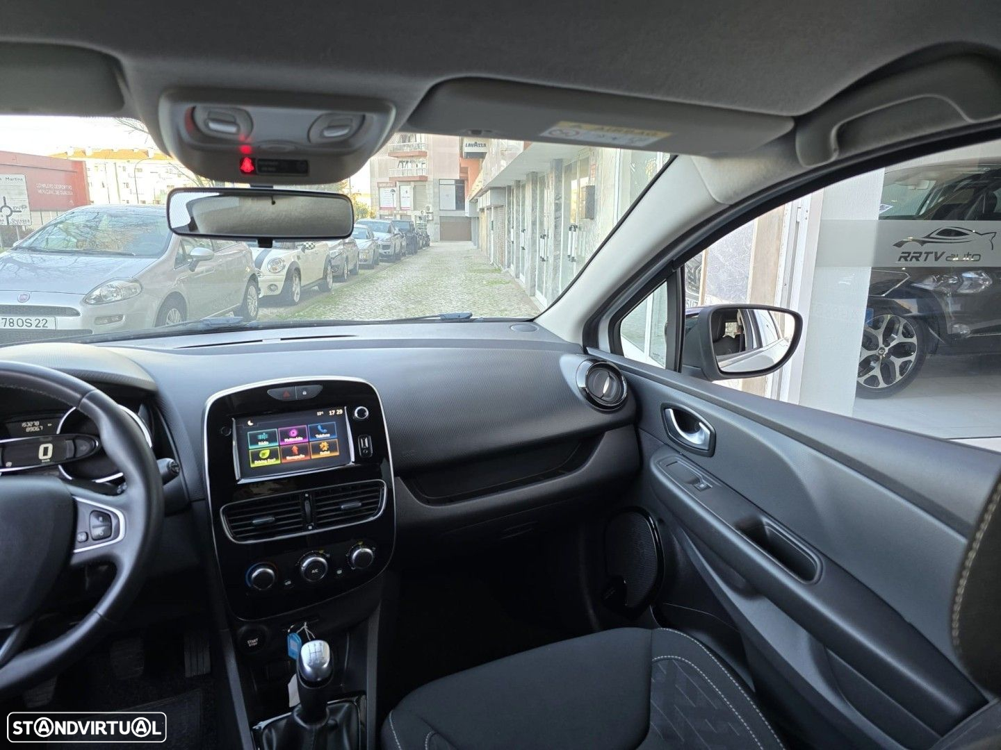 Renault Clio Sport Tourer 1.5 dCi Limited - 19