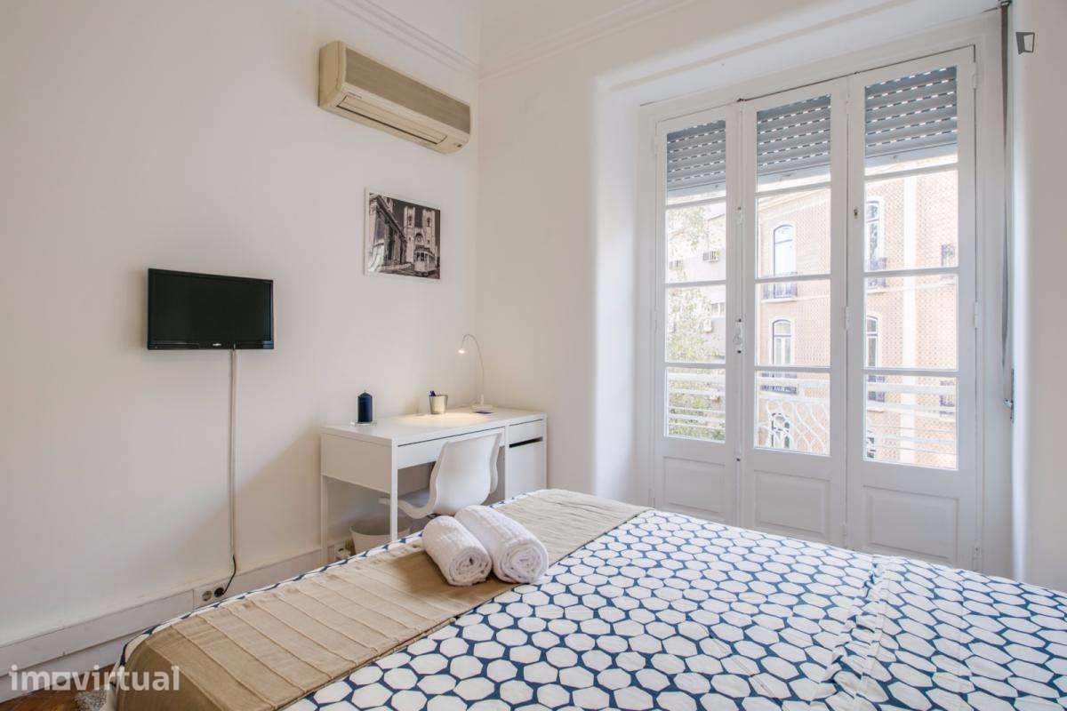 Quarto - localizado em Picoas Lisbon - Grande imagem: 5/18