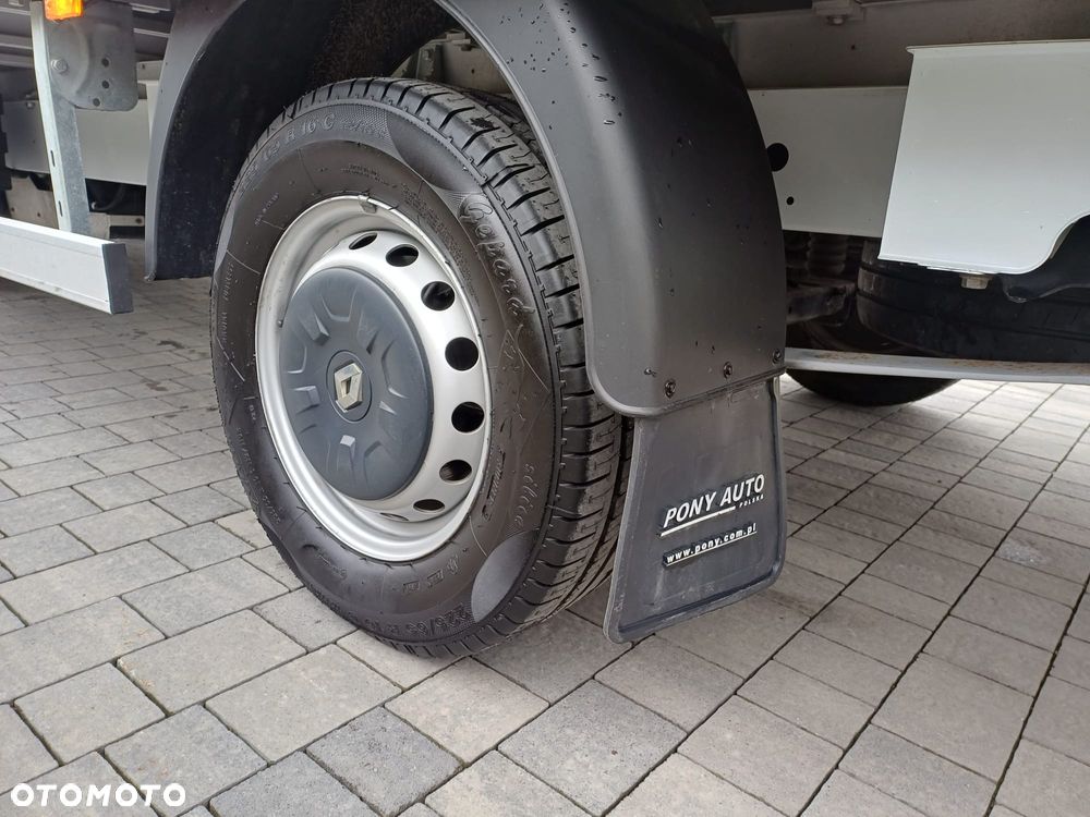 Renault Master 10 palet 2021r. - 8