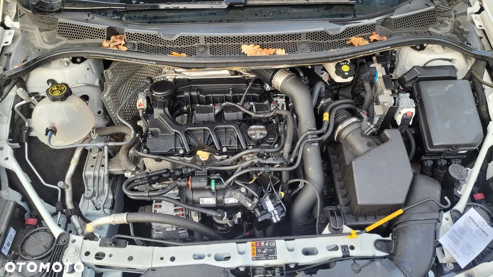 Opel Astra 1.2 Turbo Business Edition - 11