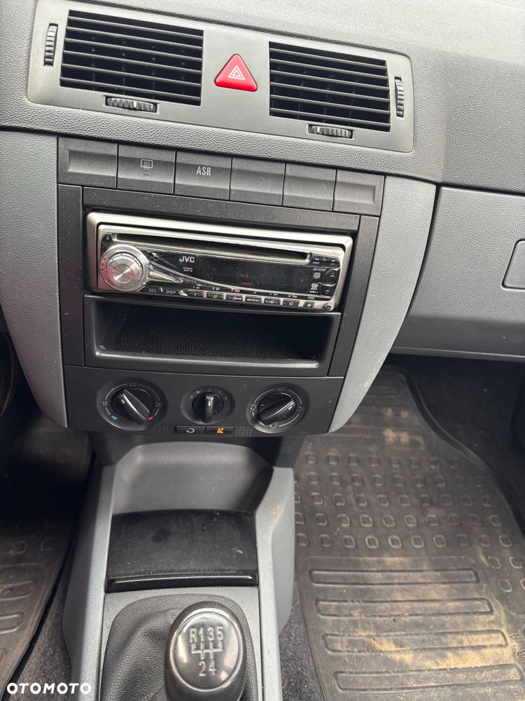 Skoda Fabia - 27