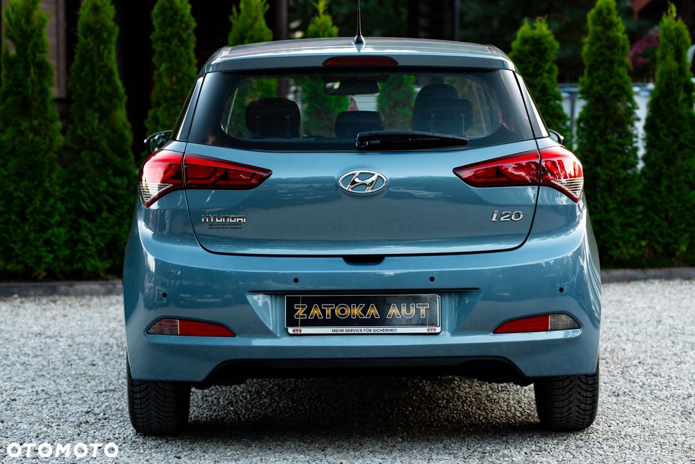 Hyundai i20 - 12