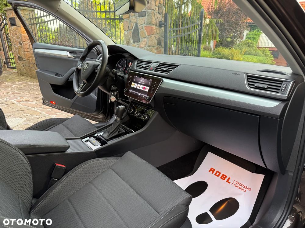 Skoda Superb 2.0 TDI 4x4 DSG Premium Edition - 21