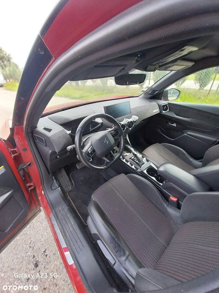 DS Automobiles DS 3 Crossback 1.2 PureTech Performance Line + - 9