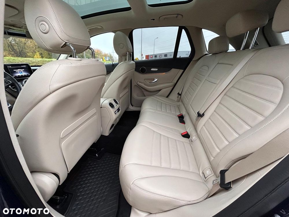 Mercedes-Benz GLC 220 d 4Matic 9G-TRONIC - 17