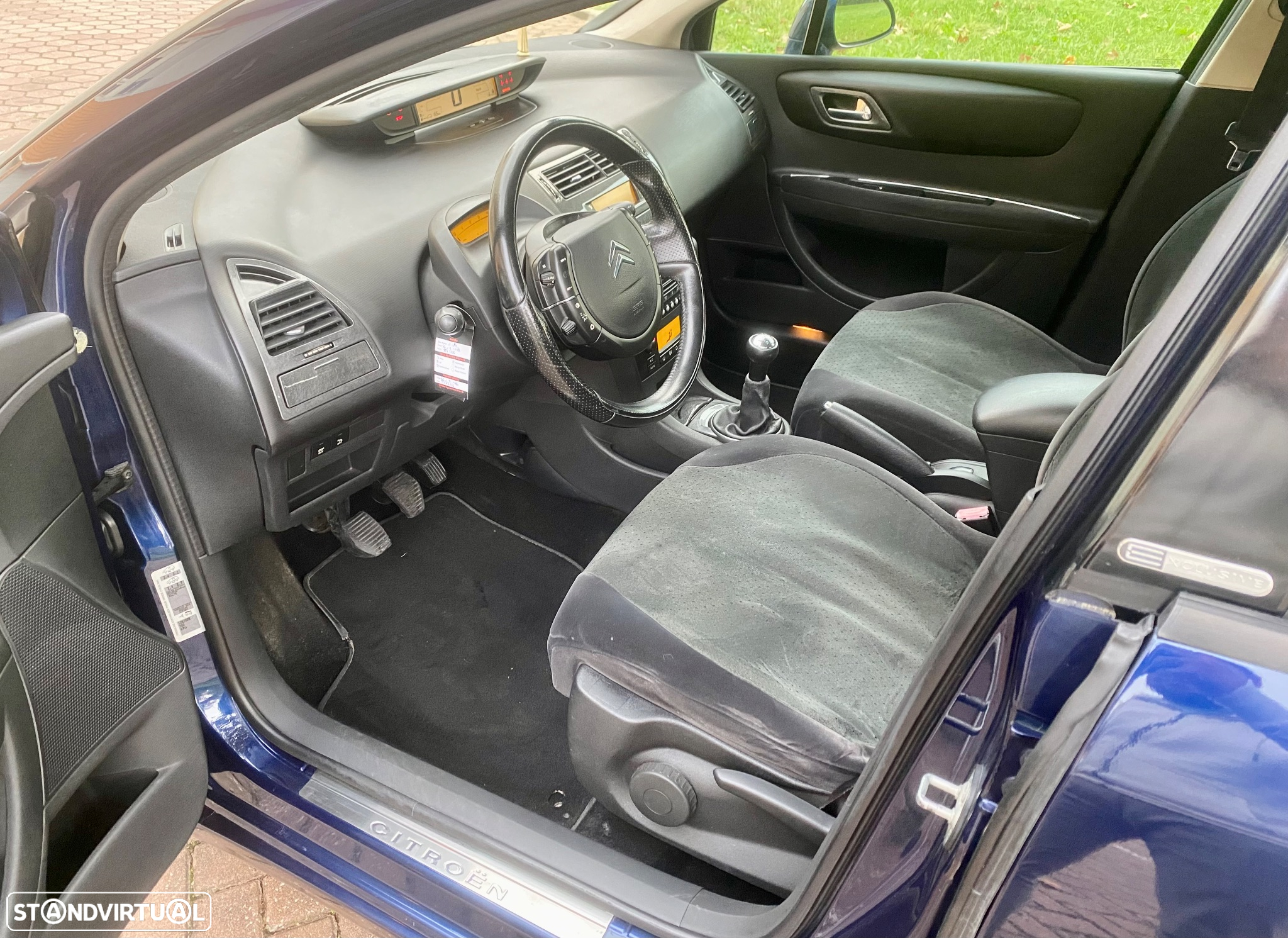 Citroën C4 1.6 HDi 110 Exclusive - 16