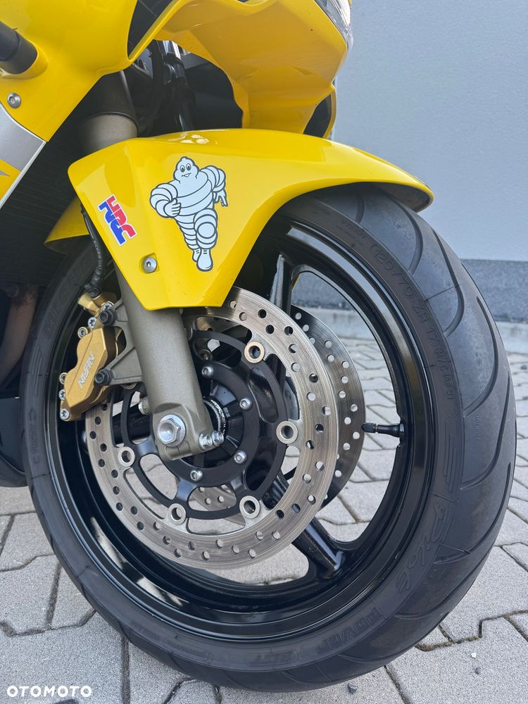 Honda CBR - 8