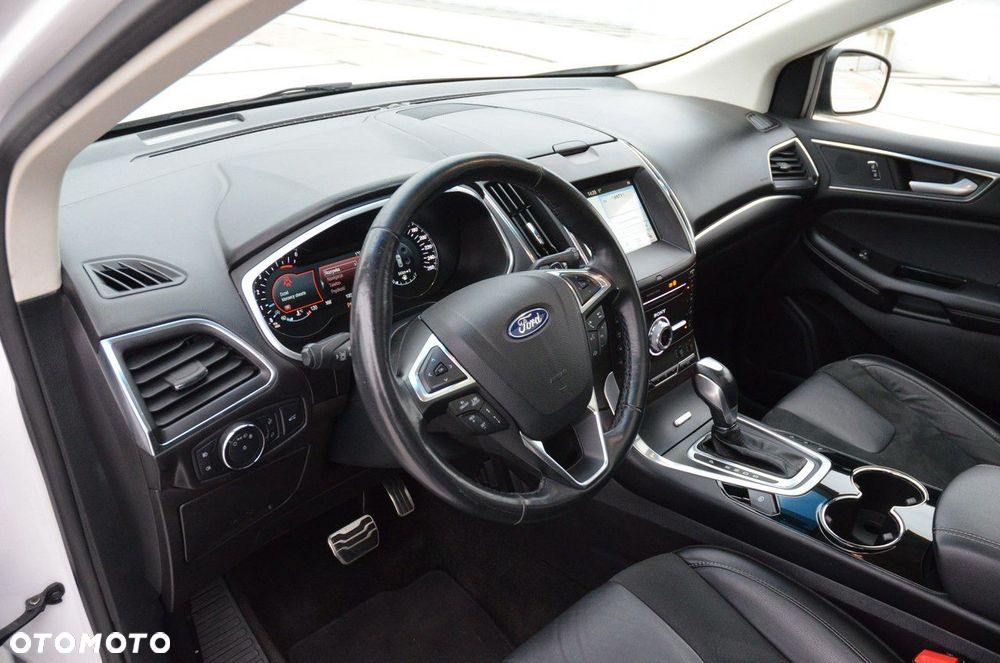 Ford Edge 2.0 TDCi Bi-Turbo 4x4 ST-LINE - 23