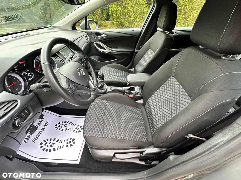 Opel Astra 1.6 Turbo Start/Stop ON - 17