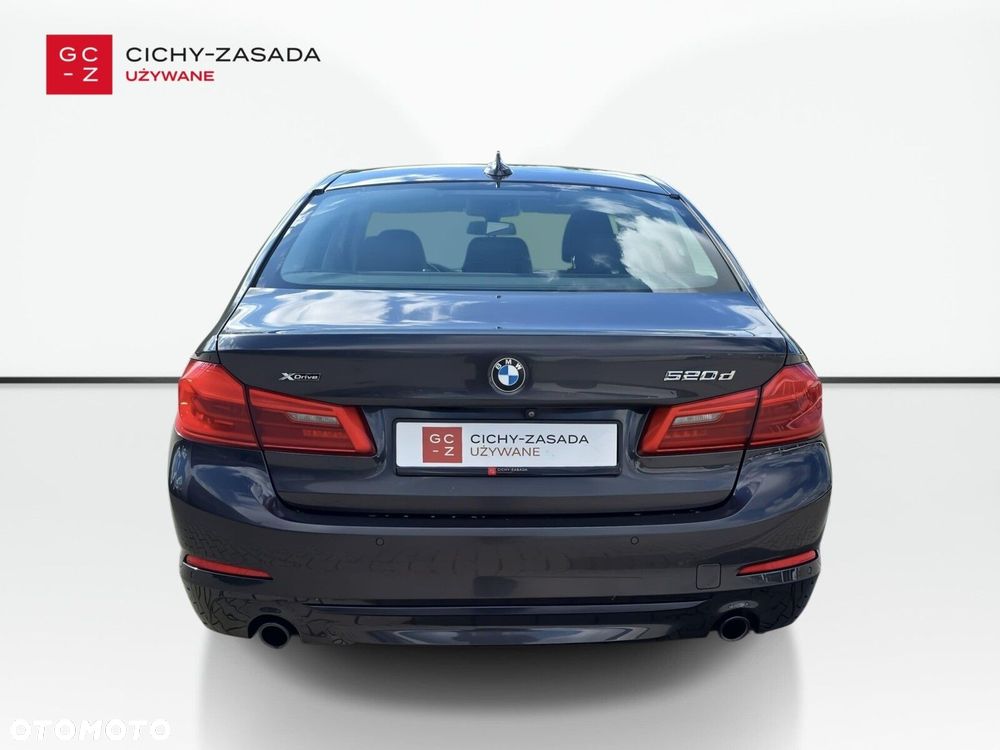 BMW 5 Series 2018 photo 4