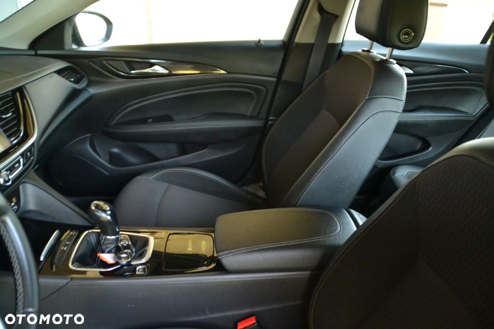 Opel Insignia 1.5 Direct InjectionTurbo Business Edition - 29
