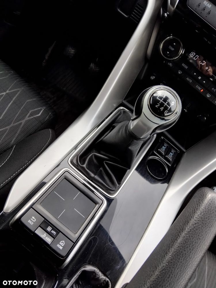 Mitsubishi Eclipse Cross 1.5 T Intense - 15