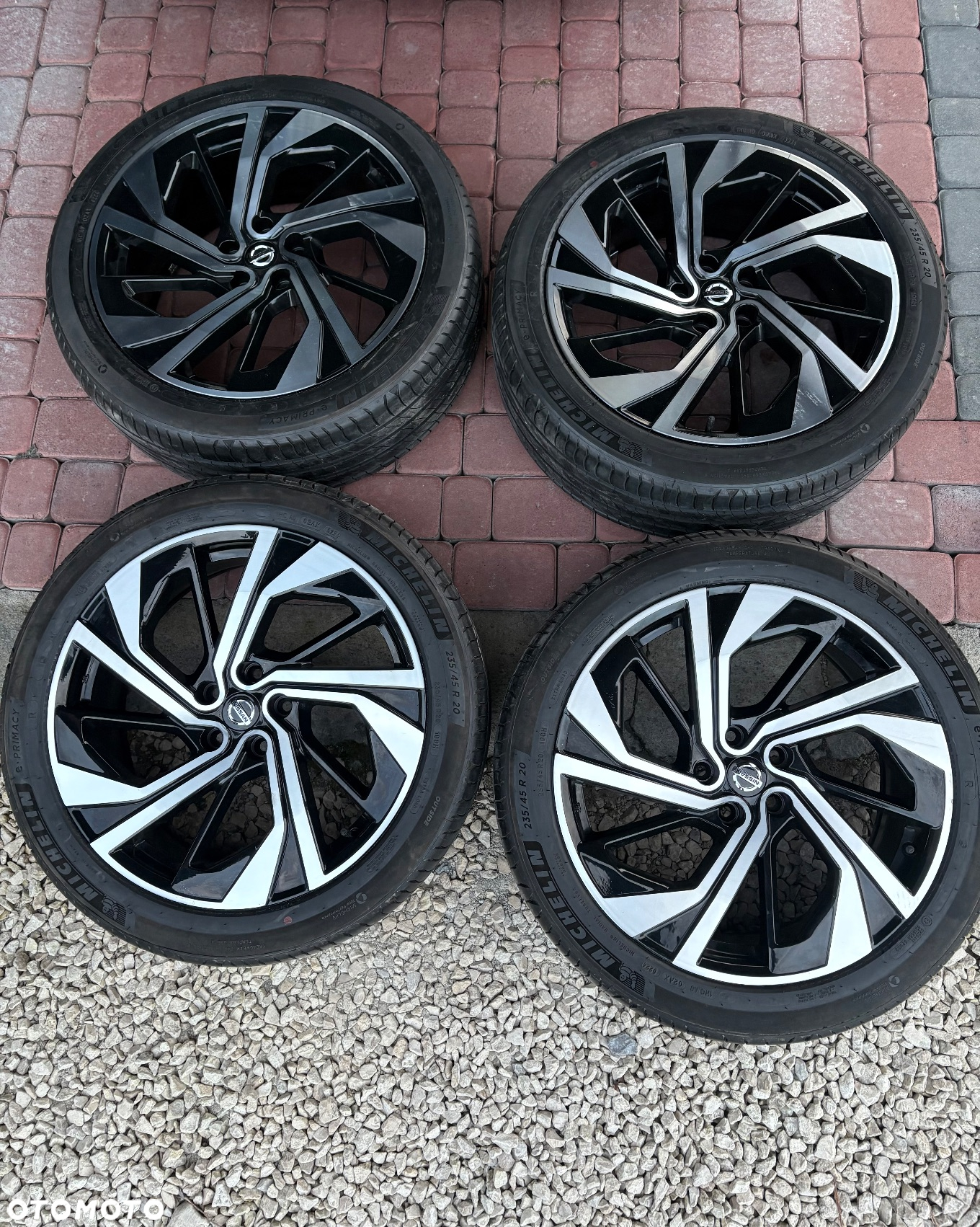 Nissan Qashqai 1.3 DIG-T N-Connecta - 32