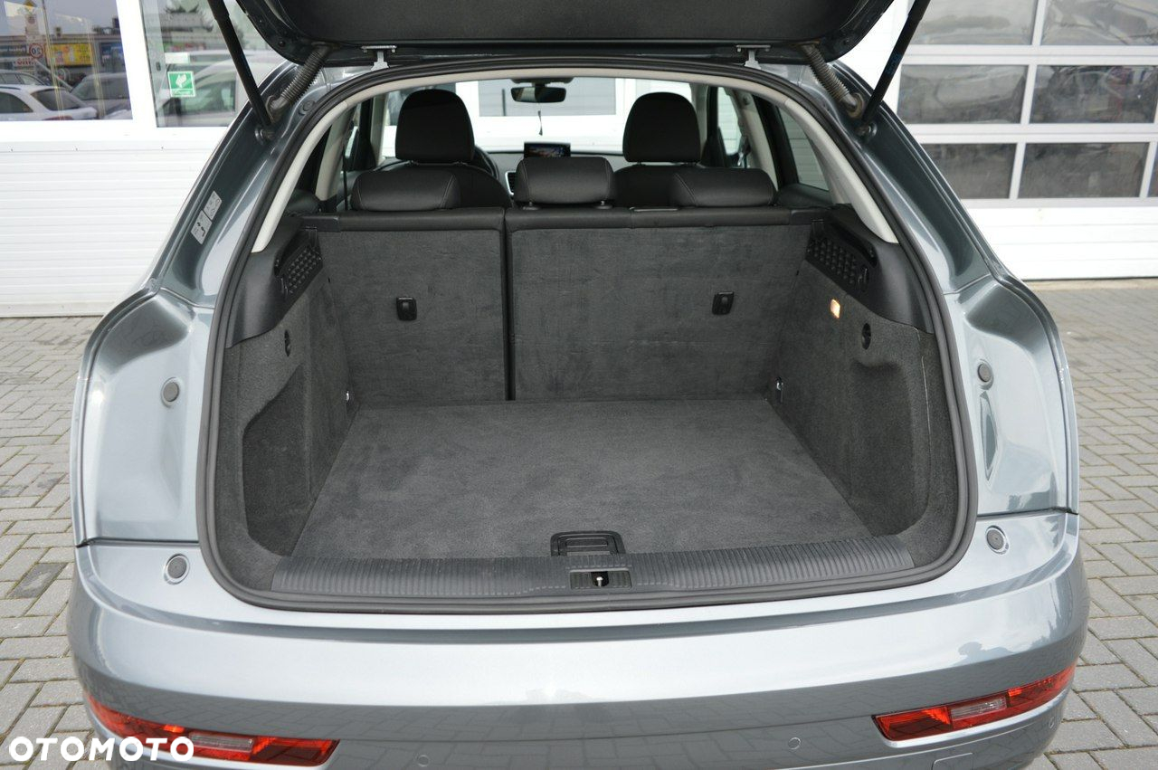 Audi Q3 2.0 TDI S tronic - 38