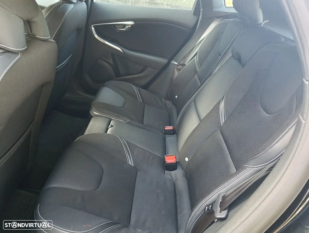 Volvo V40 1.6 D2 Kinetic Eco - 14