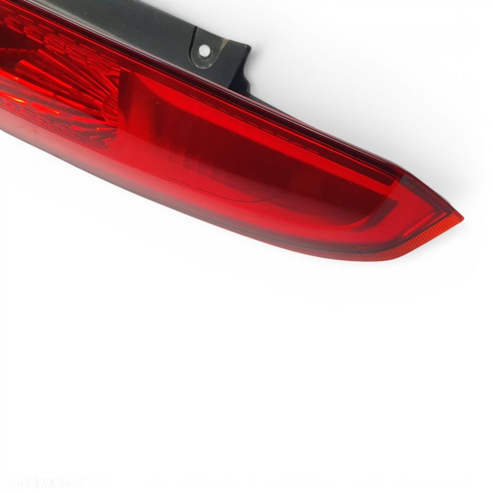 LAMPA PRAWA Ford Fiesta Mk6 VI lift 5D prawy tył tylna pasażera Europa - 9