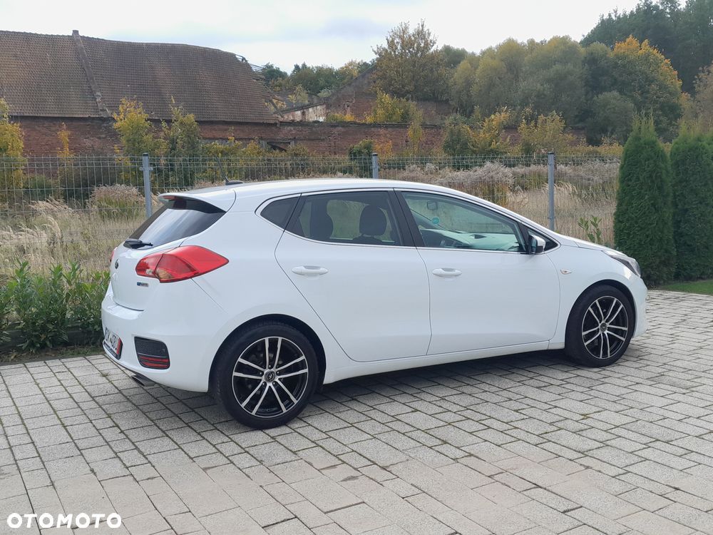 Kia Ceed 1.6 CRDi Spirit - 26