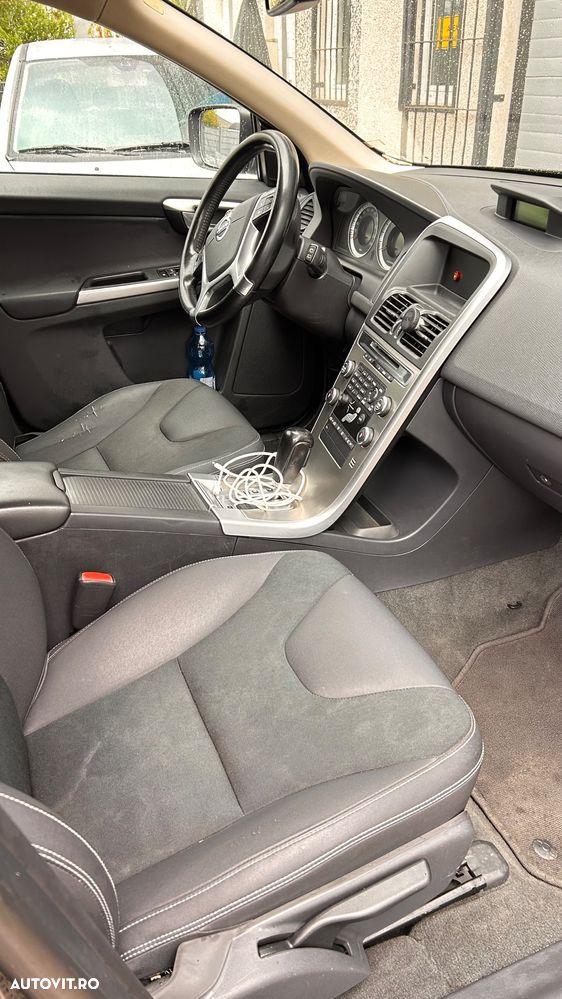 Volvo XC 60 D3 Aut. Summum - 6