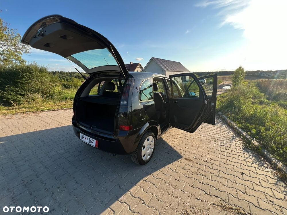 Opel Meriva 1.6 Cosmo - 21