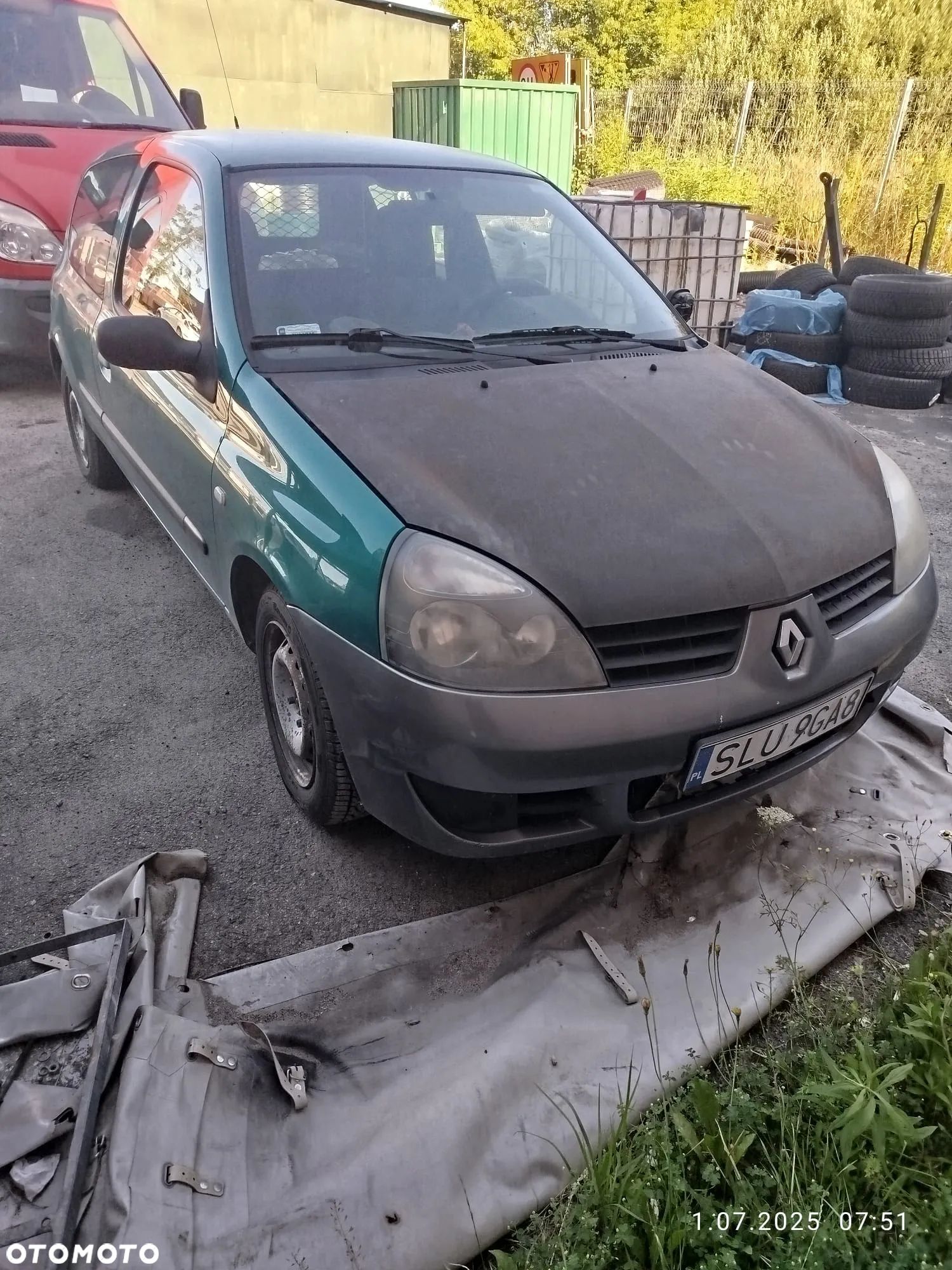 Renault Clio - 1