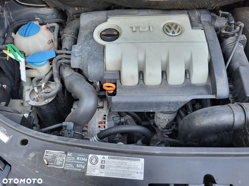 Volkswagen Touran 1.9 TDI Highline - 8