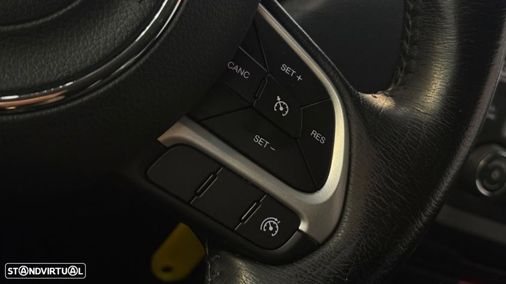 Jeep Renegade 1.6 MJD Longitude - 26