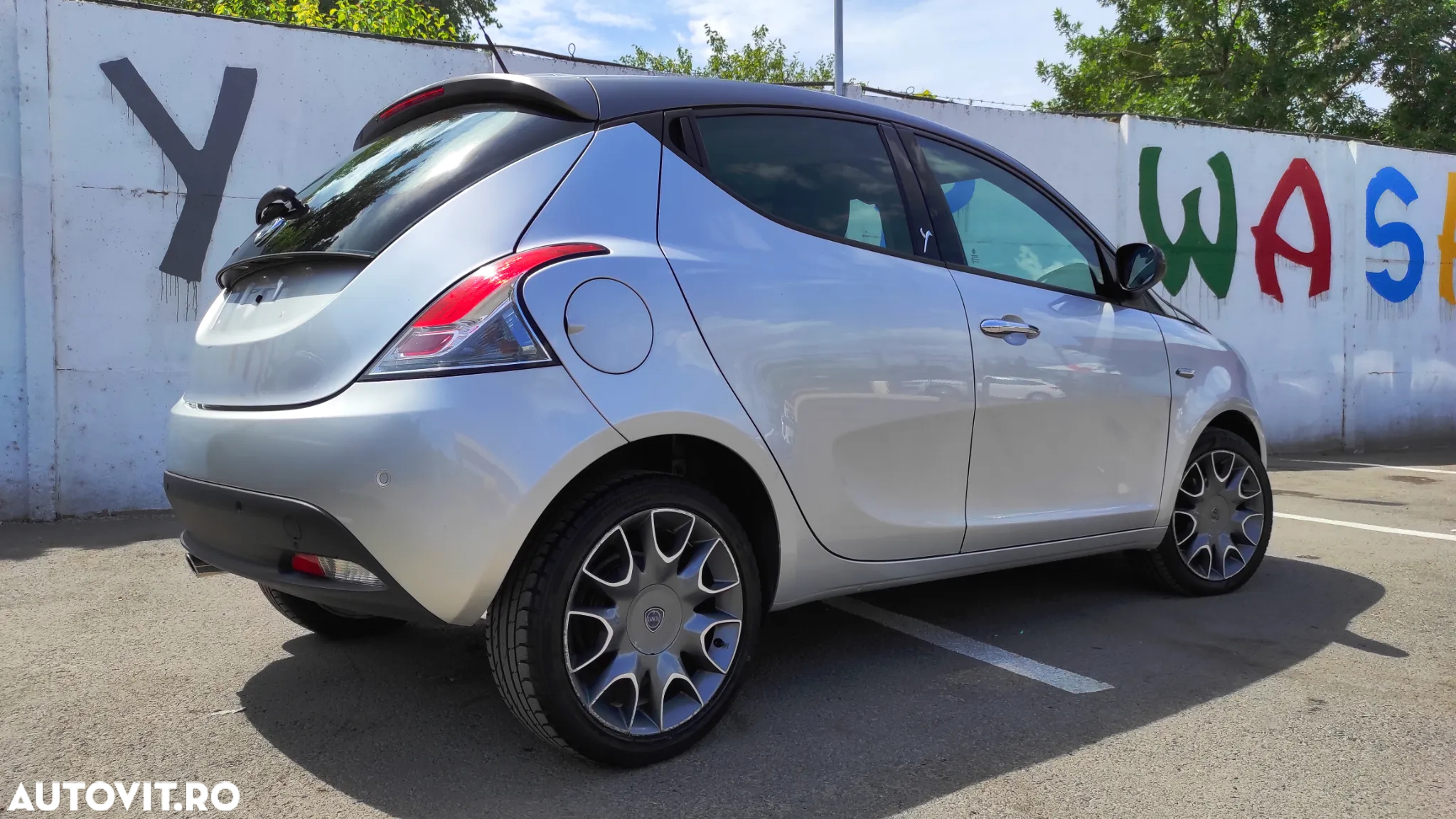 Lancia Ypsilon Y 0.9 TwinAir Turbo 8V Platinum - 30