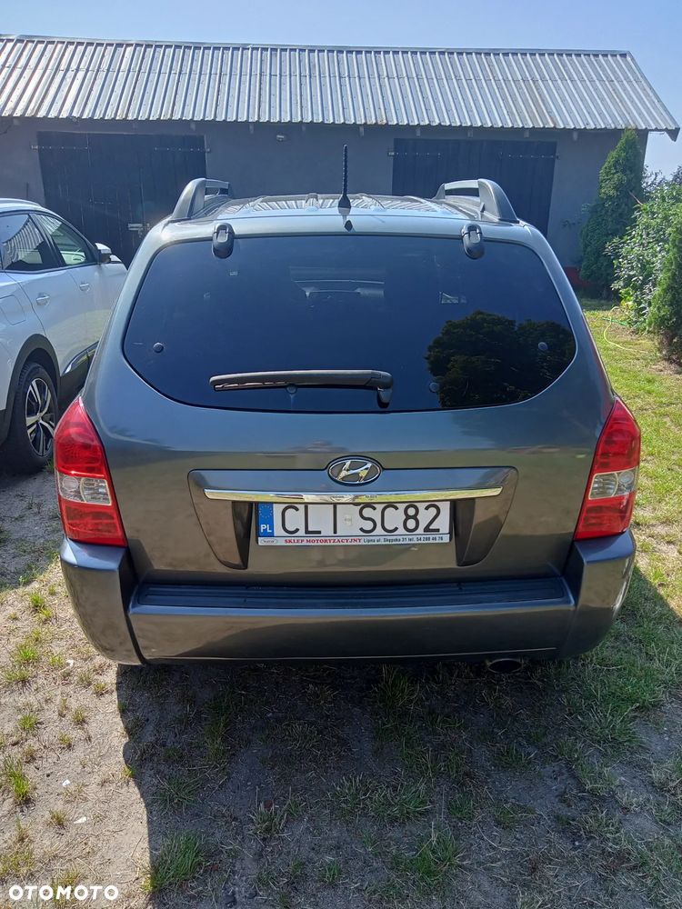Hyundai Tucson 2.0 Comfort 2WD - 4