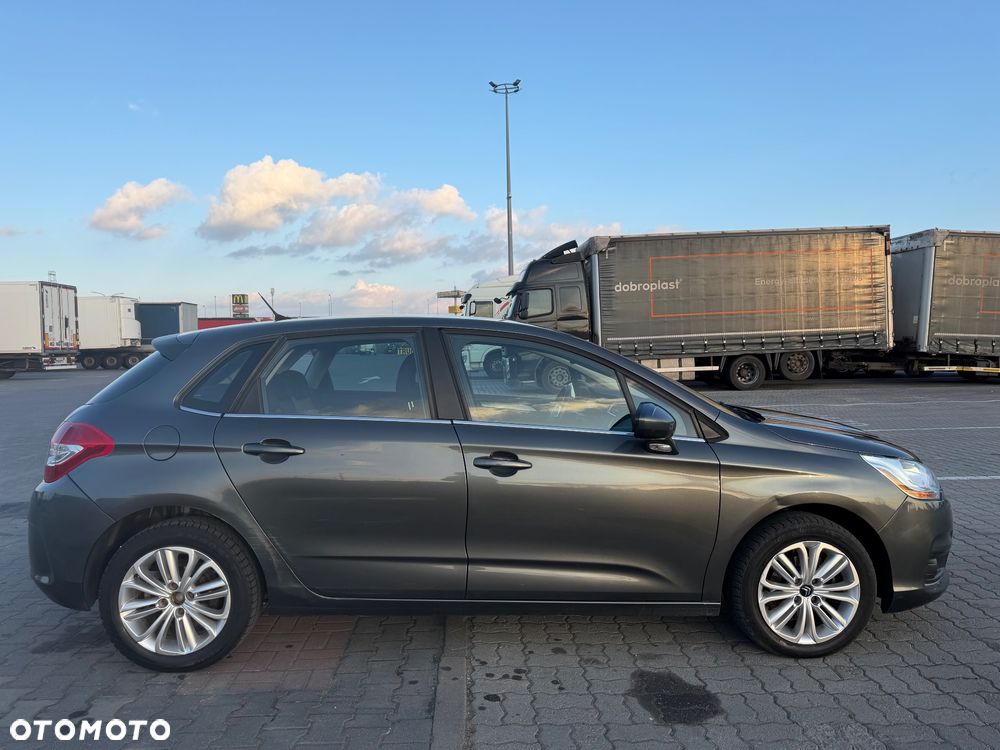 Citroën C4 1.6 HDi Feel - 4