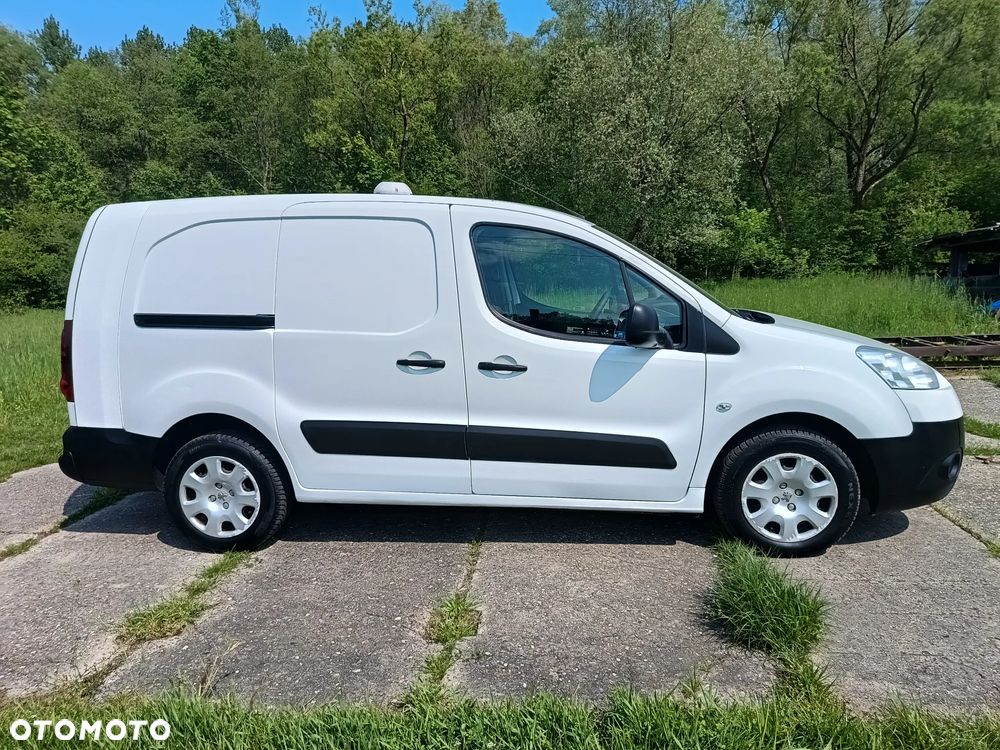 Peugeot Partner 1.6 Hdi 90 kM manual, 2012 rok WEBASTO paka jak NOWA Stan bardzo dobry!! NISKIE SPALANIE- BEZWYPADKOWY! - 5