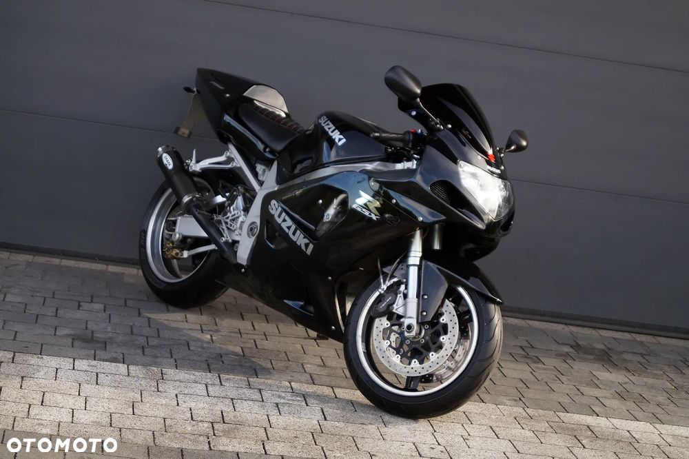 Suzuki GSX-R - 1