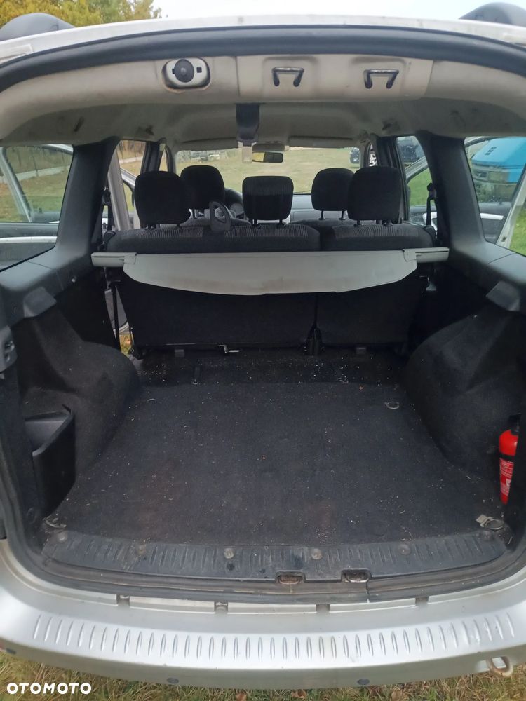 Dacia Logan - 18