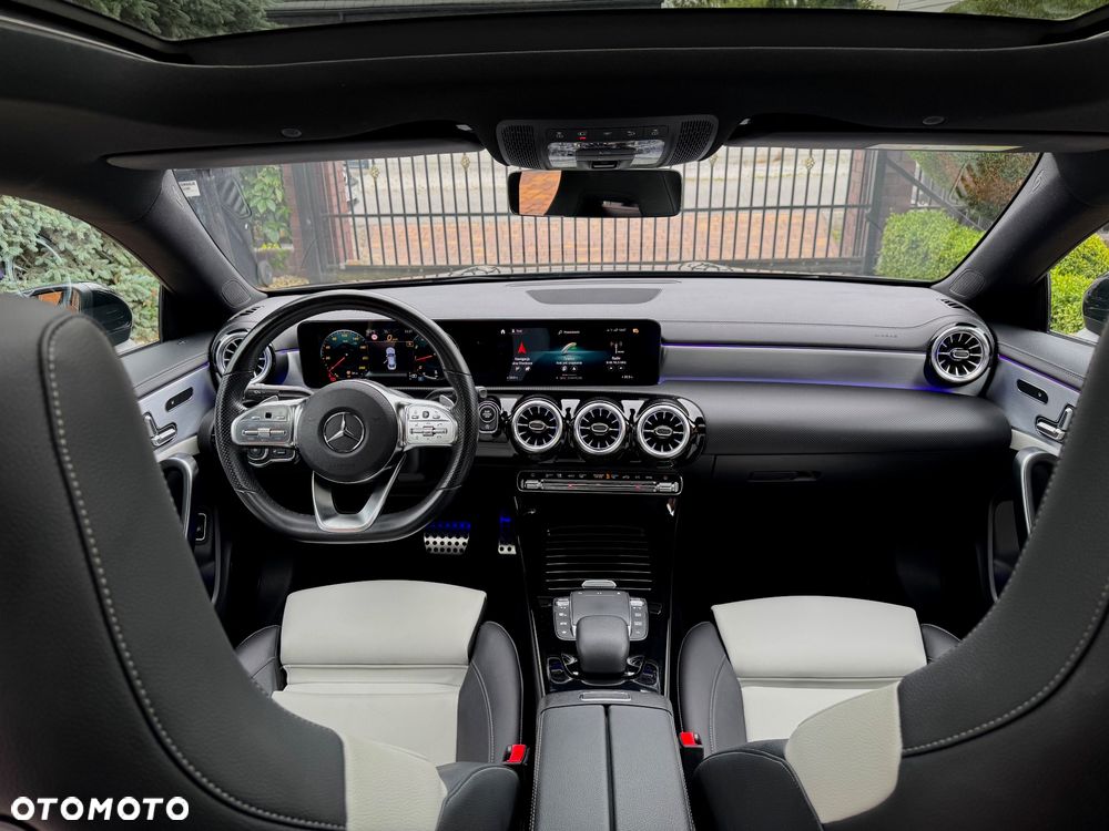 Mercedes-Benz CLA 200 AMG Line 7G-DCT - 14