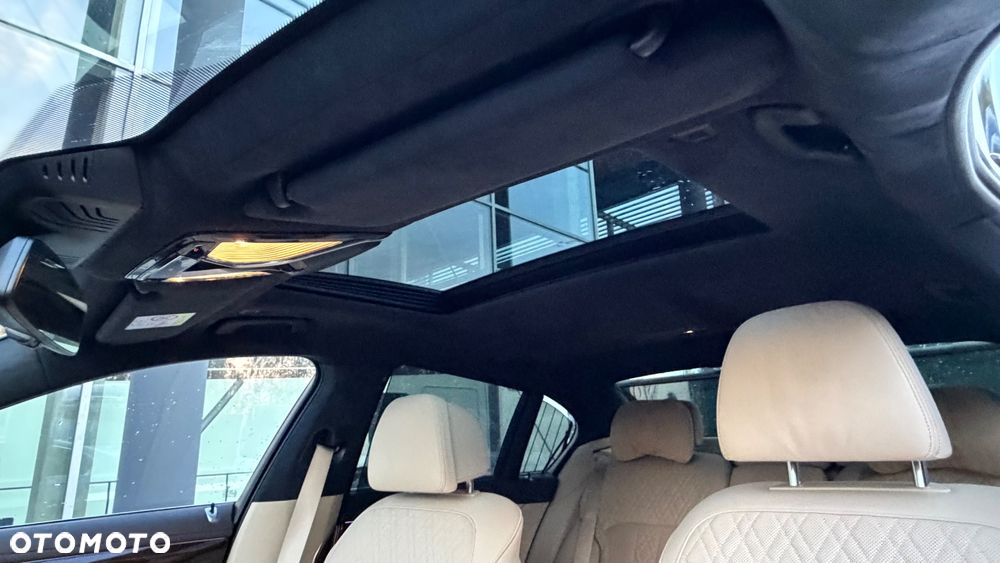 BMW Seria 7 - 29