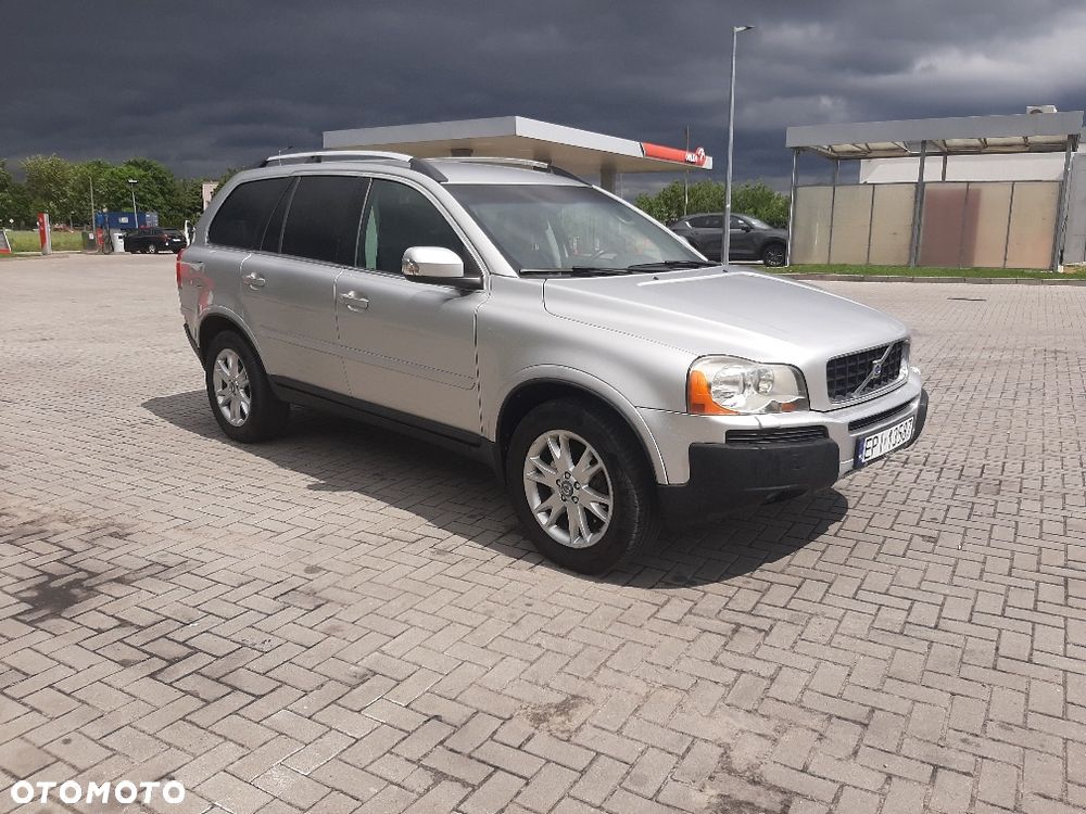 Volvo XC 90 - 1