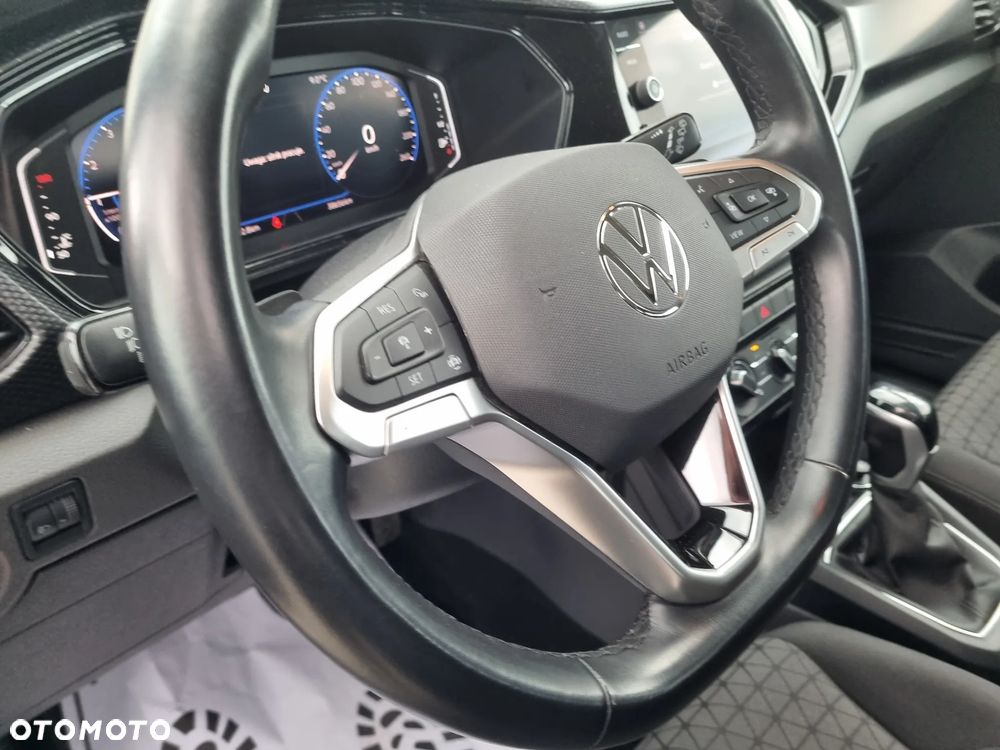 Volkswagen T-Cross - 15