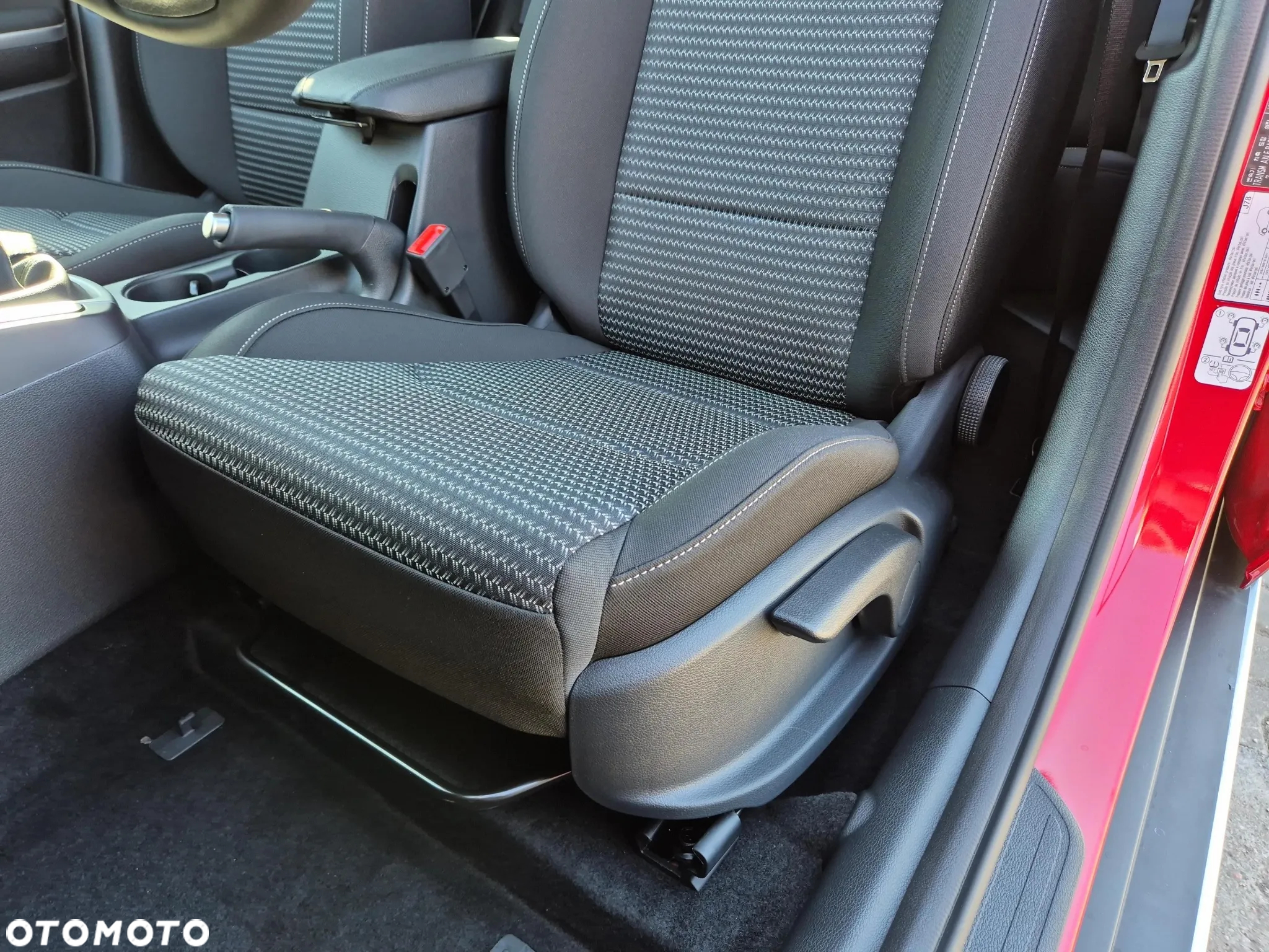 Kia XCeed 1.5 T-GDI M - 12