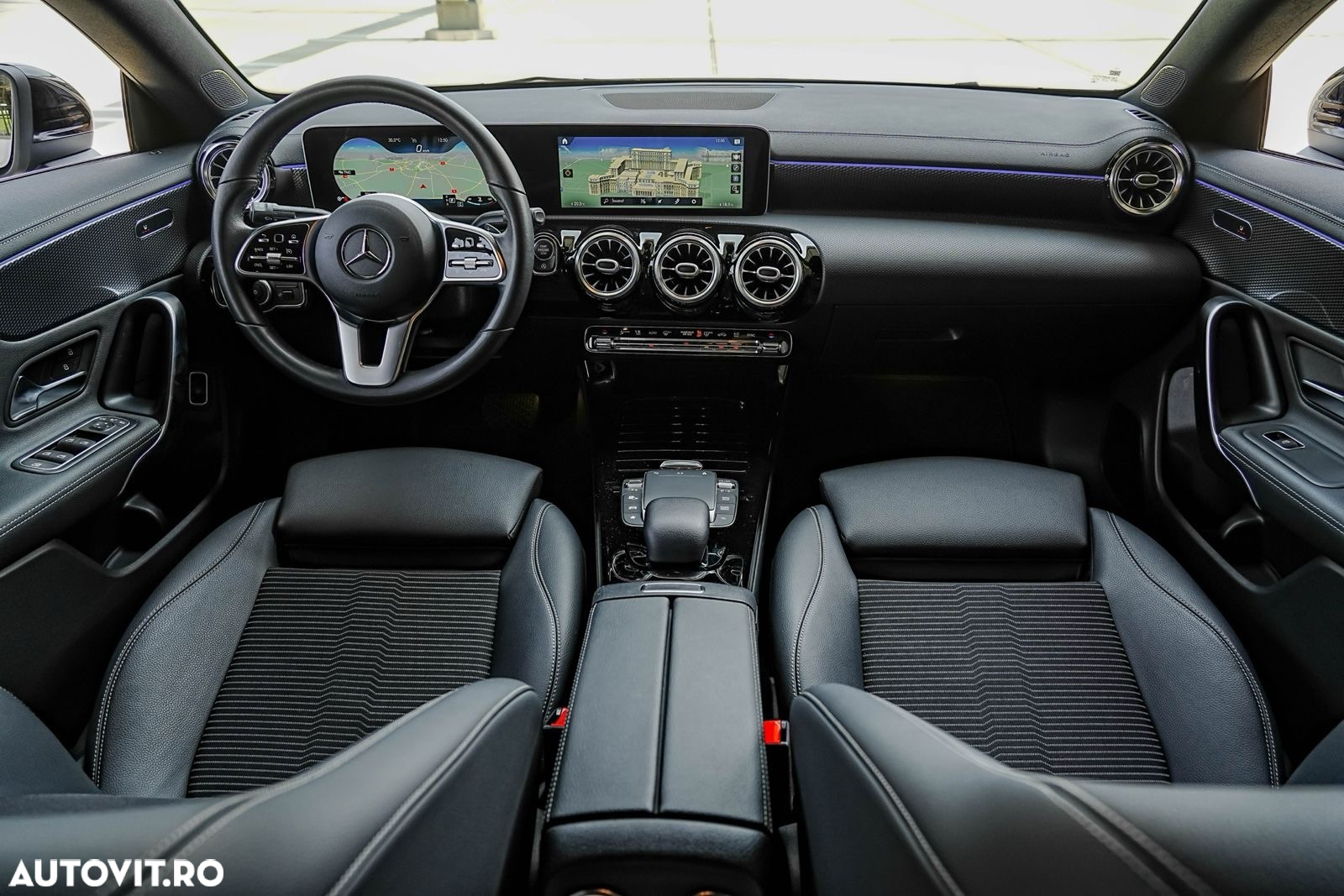 Mercedes-Benz CLA - 15