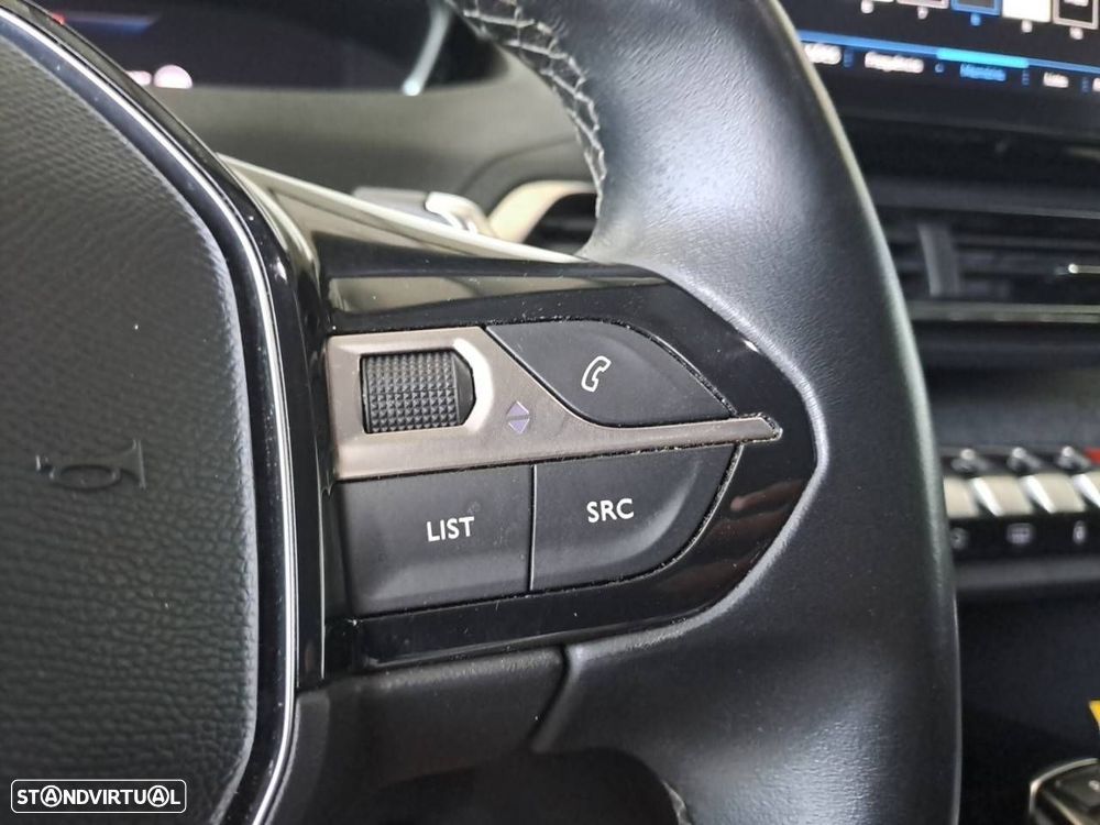 Peugeot 3008 1.5 BlueHDi Allure Pack EAT8 - 17