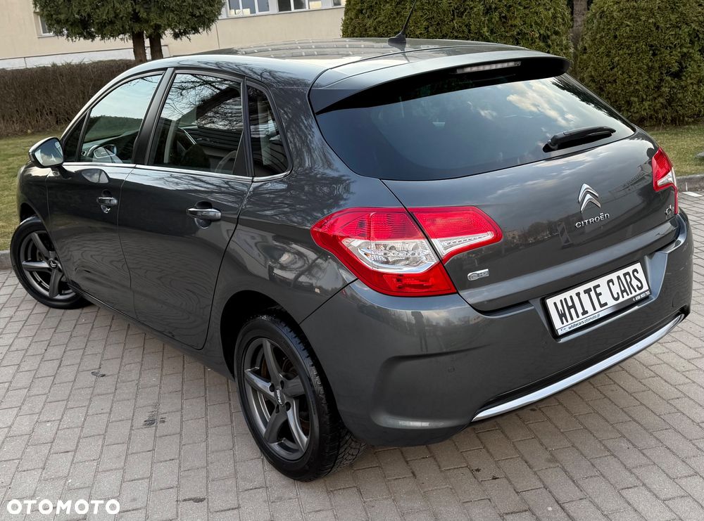 Citroën C4 e-HDi 115 Exclusive - 33