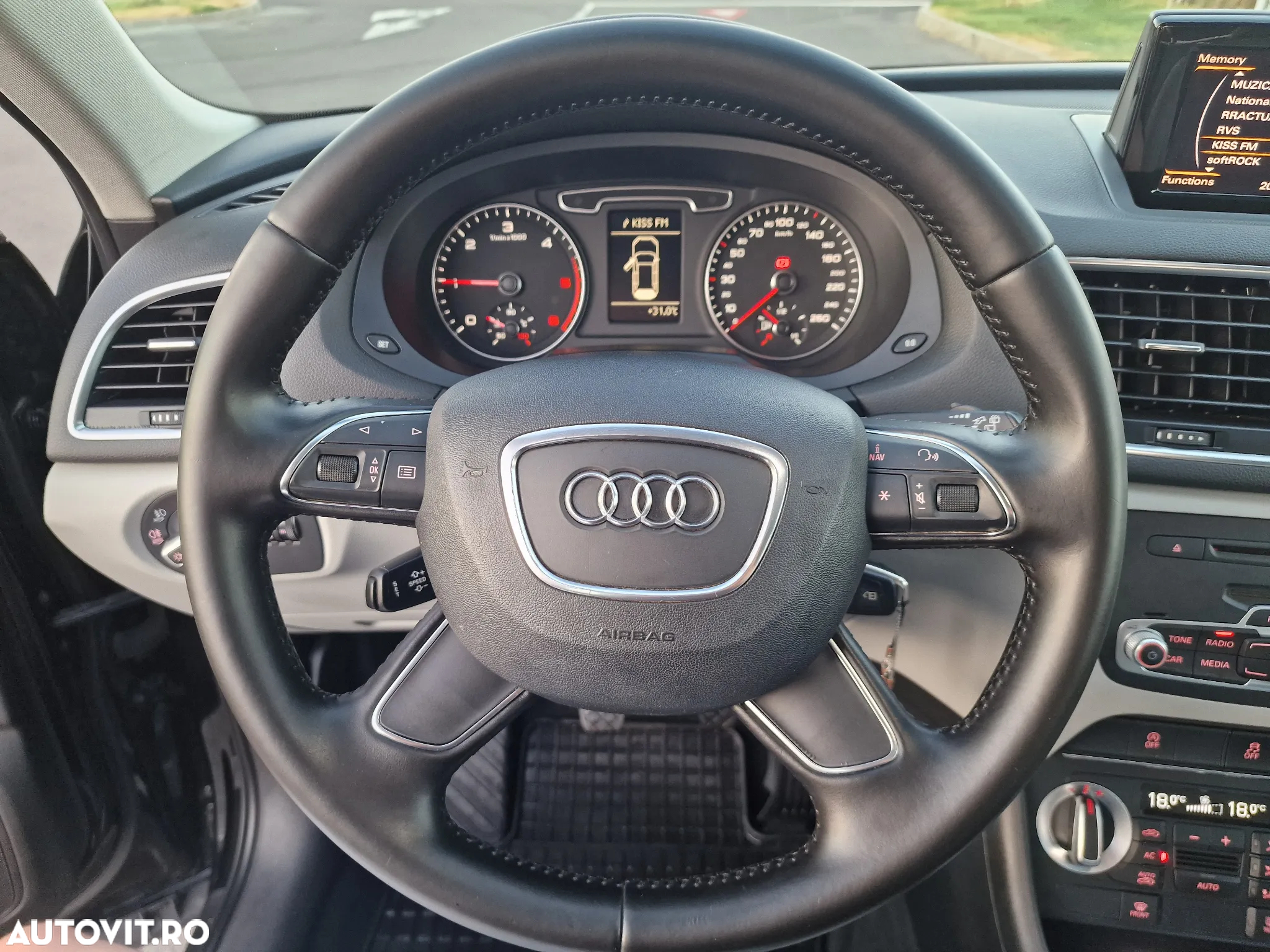 Audi Q3 - 10