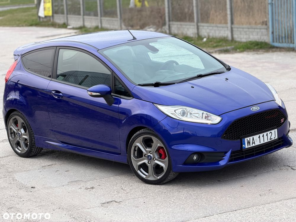 Ford Fiesta 1.6 EcoBoost ST - 4